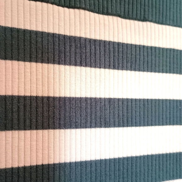 Ann Taylor Petite Green and White Striped Ribbed Long Sleeve Top Size MP - Picture 6 of 10